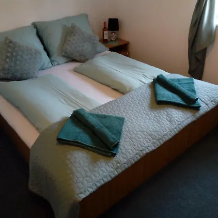Guest house Yorki Panzio *